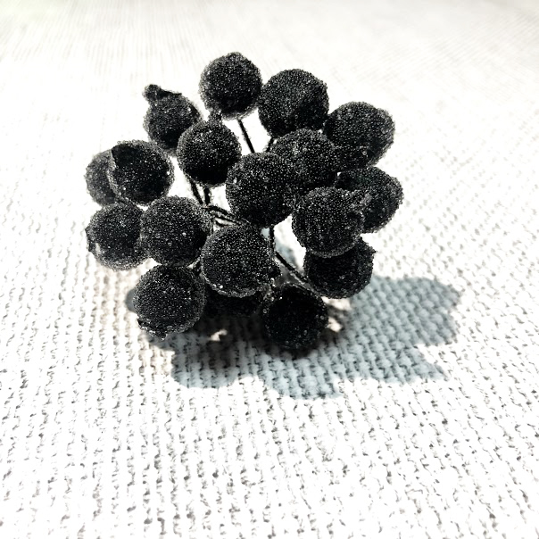 Букет сахарных ягодок, цвет чёрный