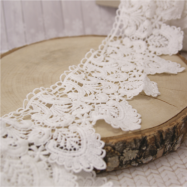 Кружево гипюрное 11 см "Заострённый орнамент", цвет молочный