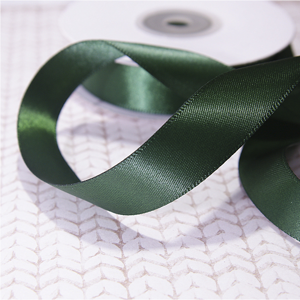 Лента сатиновая 1,9 см. Цвет зелёный