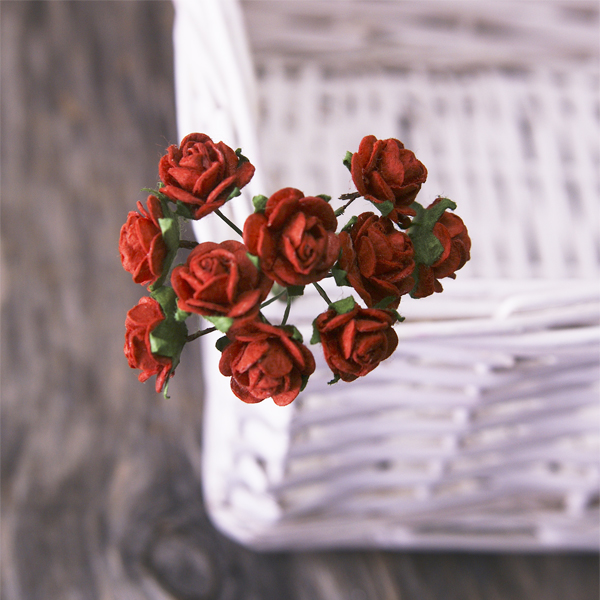 Букет мини-розочек 1,5 см открытых. Цвет красный кирпич