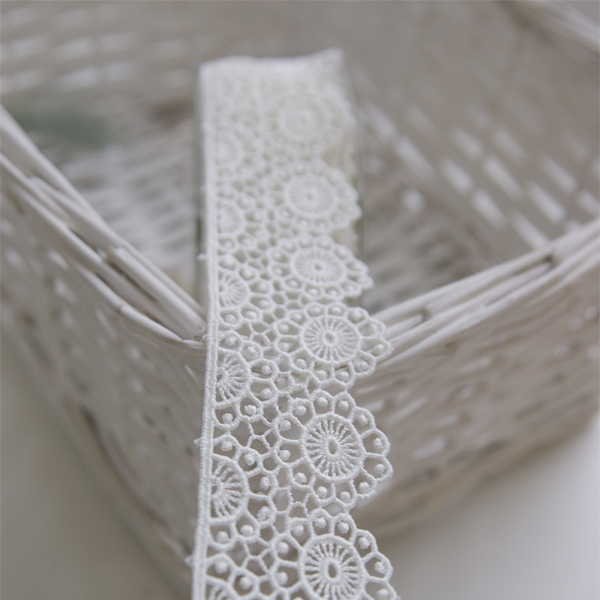 Кружево гипюрное 4 см "Салфеточки", цвет молочный