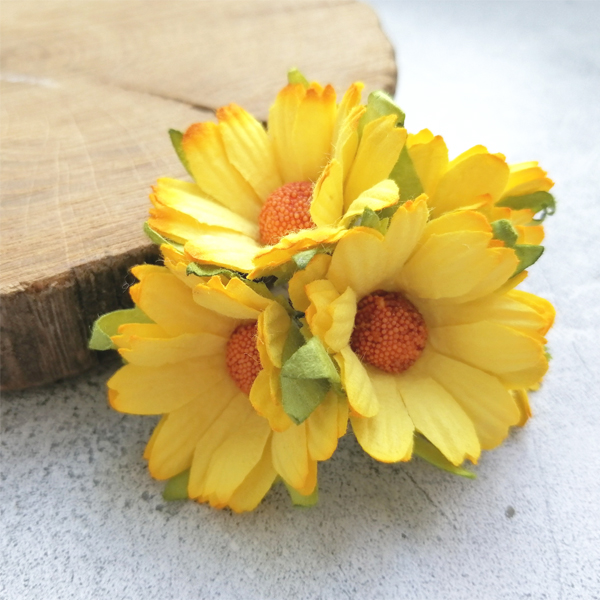 Букет ромашек 4 см, цвет жёлтый