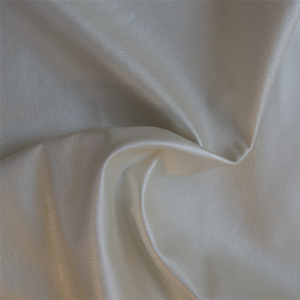 Кожзам корейский, отрез 35 х 50 см, цвет перламутр