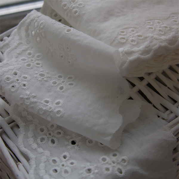 Шитьё 9,5 см, "Цветочки", цвет молочный (195349)