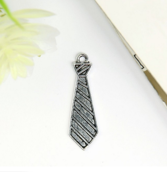 Подвеска металлическая "Галстук" (879)