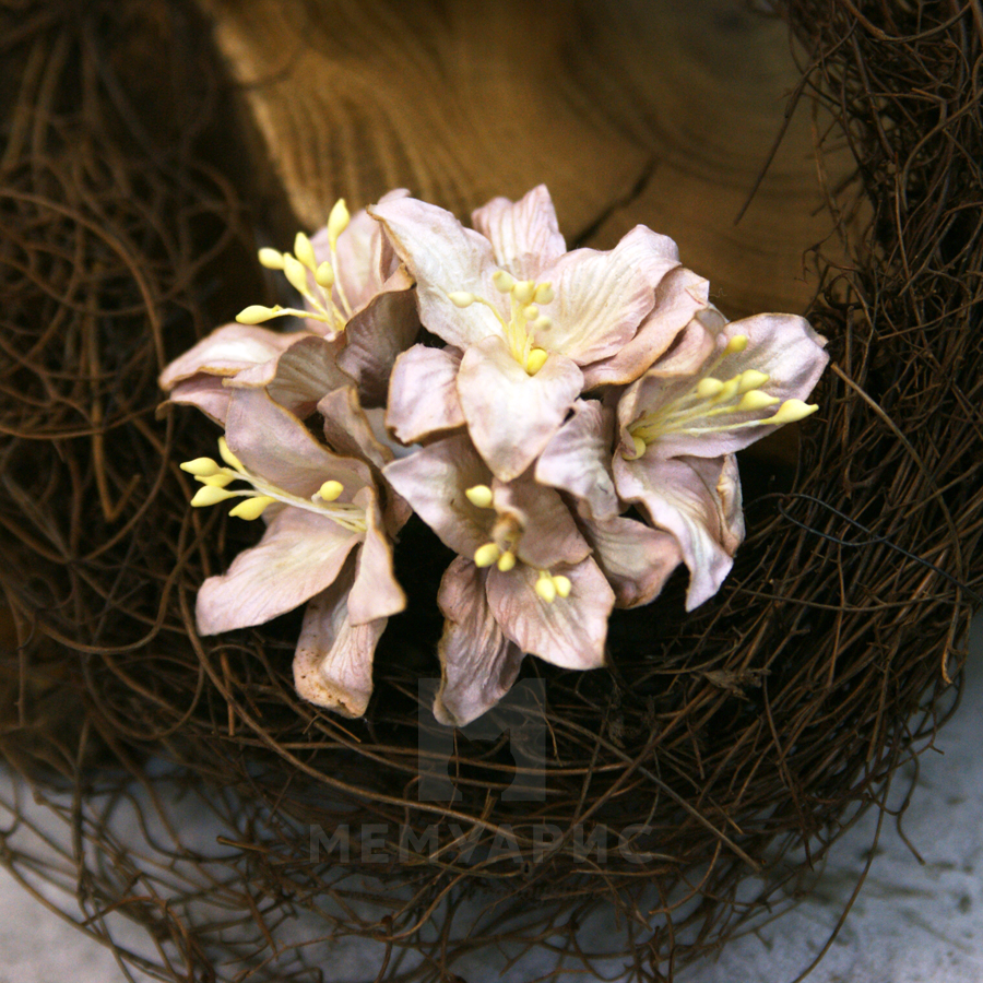 Букет лилий 4 см, цвет винтажный розовый