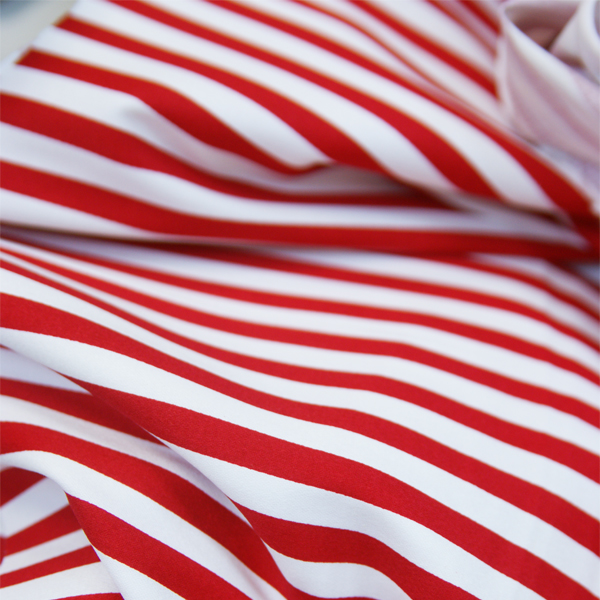 Отрез ткани 100 % хлопок 35 х 50 см "Полоска красно-белая"