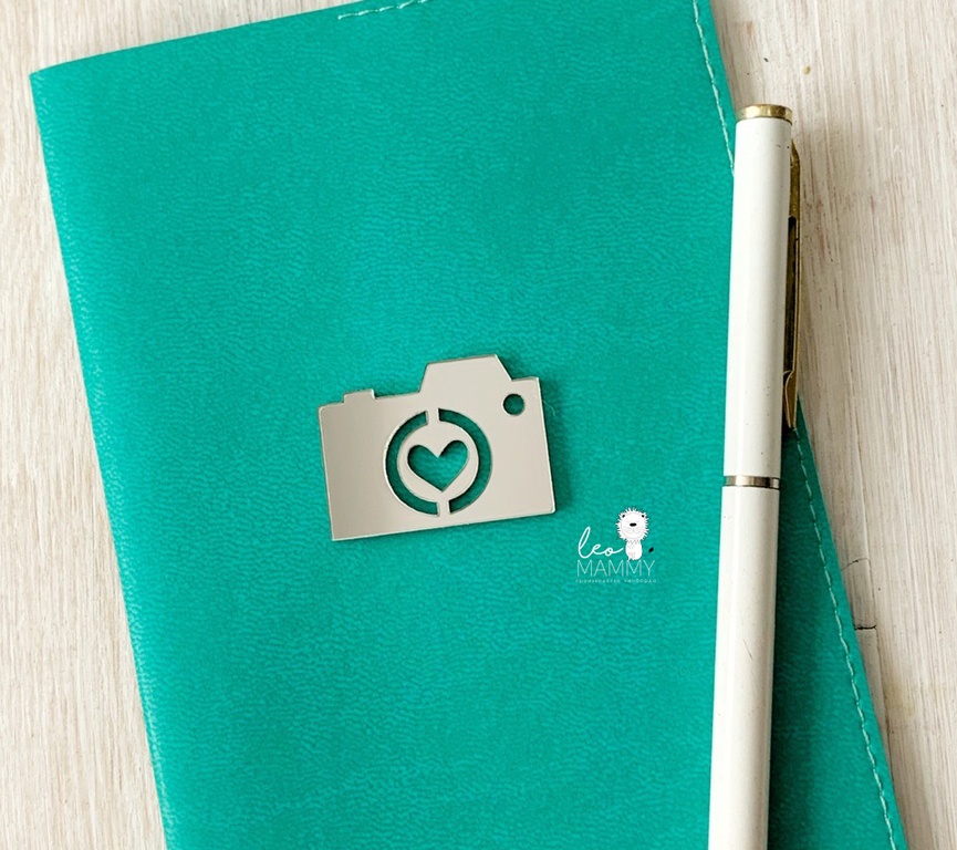 Декор из акрила "Фотоаппарат", цвет серебряный