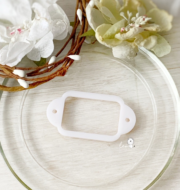 Декор из белого акрила "Рамочка"