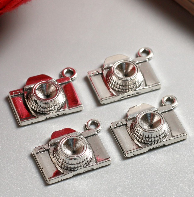 Подвеска металлическая "Фотоаппарат" Серебряный