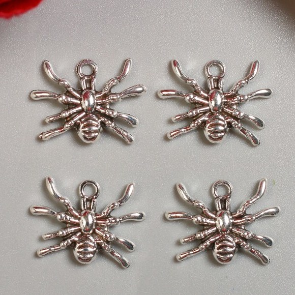 Подвеска металлическая "Паук", серебряный (759)