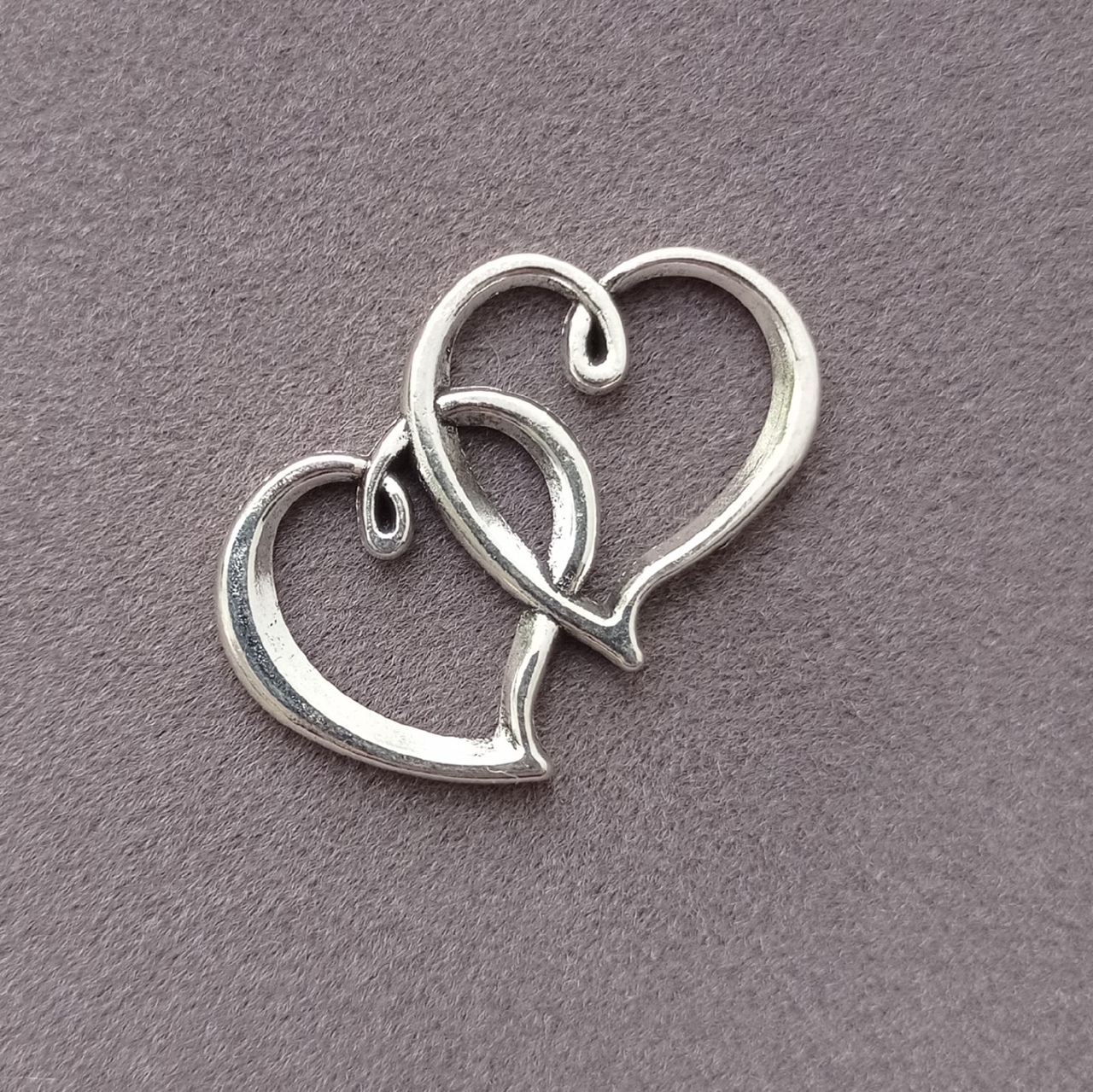 Подвеска металлическая "Двойное сердце", цвет серебряный (750)