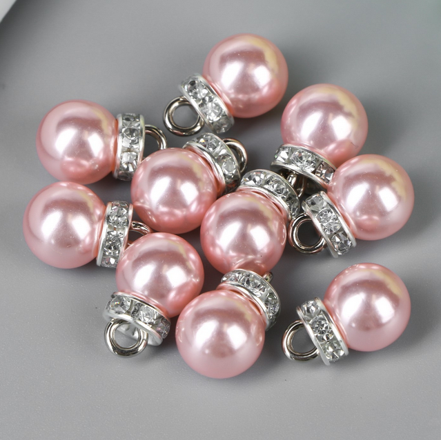 Подвеска пластик "Розовая жемчужинка со стразами" серебряная петелька (894)