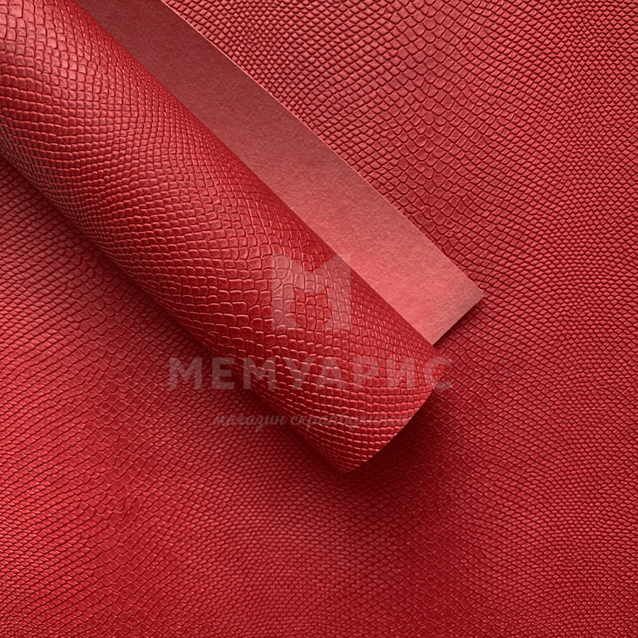 Кожзам переплётный "ПИТОН" 35 х 50 см. Цвет красный