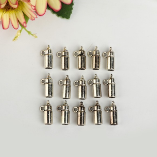 Подвеска металлическая "Бутылочка". Цвет серебро.