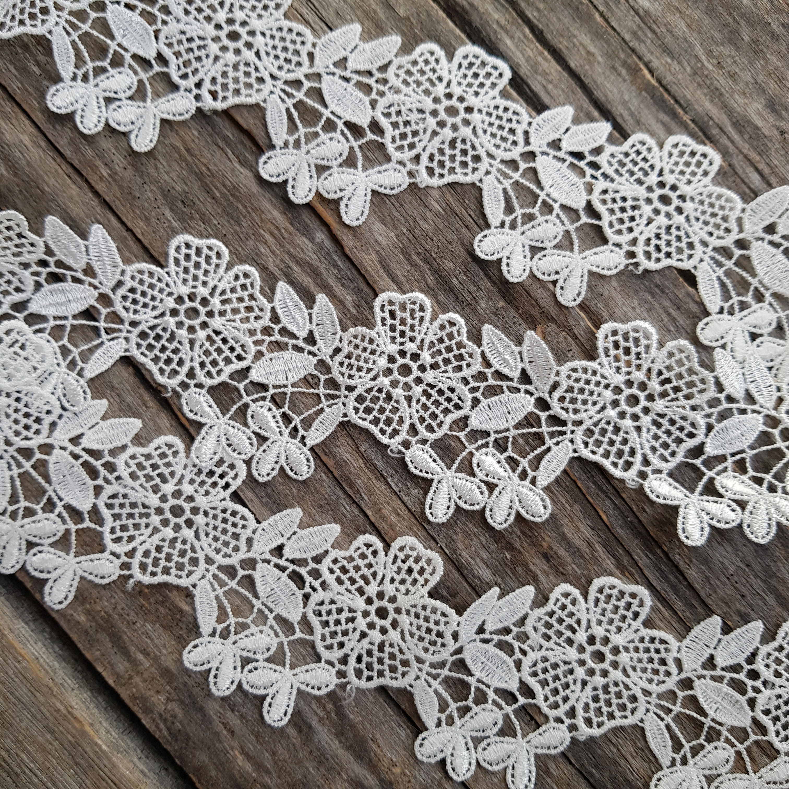 Кружево 5 см "Цветочек в сеточку", цвет белый