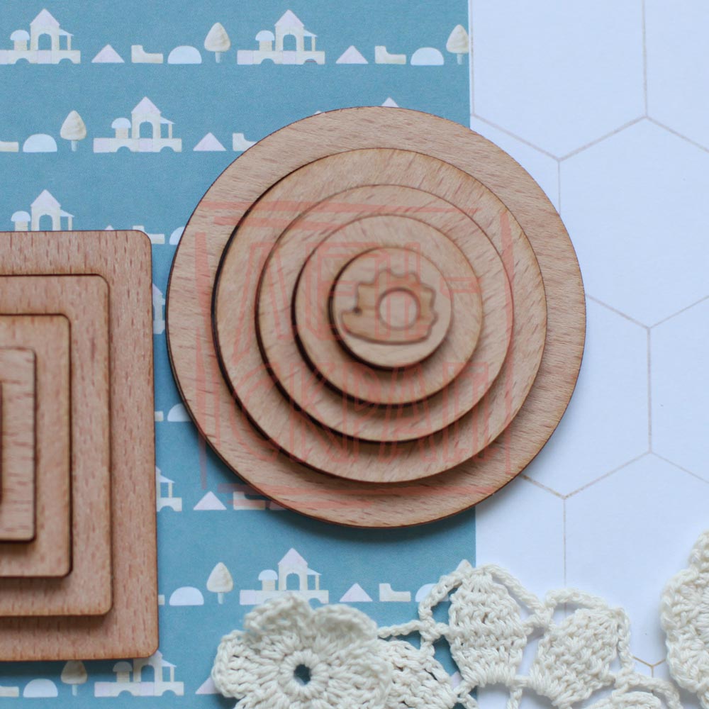 Набор КРУГЛЫХ шейкеров из шпона бука ЛенСкрап "Потешки" Ёжик