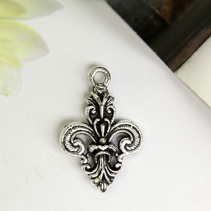 Подвеска металлическая "Дамаск" цвет серебро