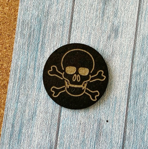 Чипборд "Черная метка"