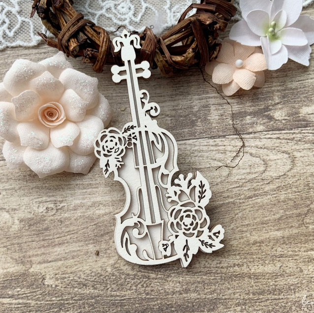 Чипборд LeoMAMMY "Виолончель с розами"