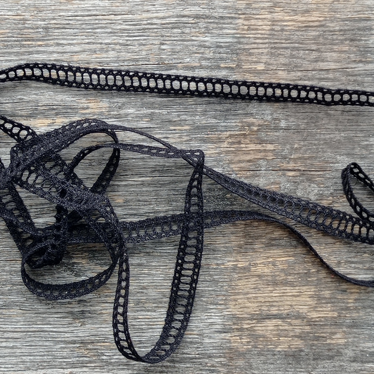 Кружево вязаное 1см цвет черный (084747)