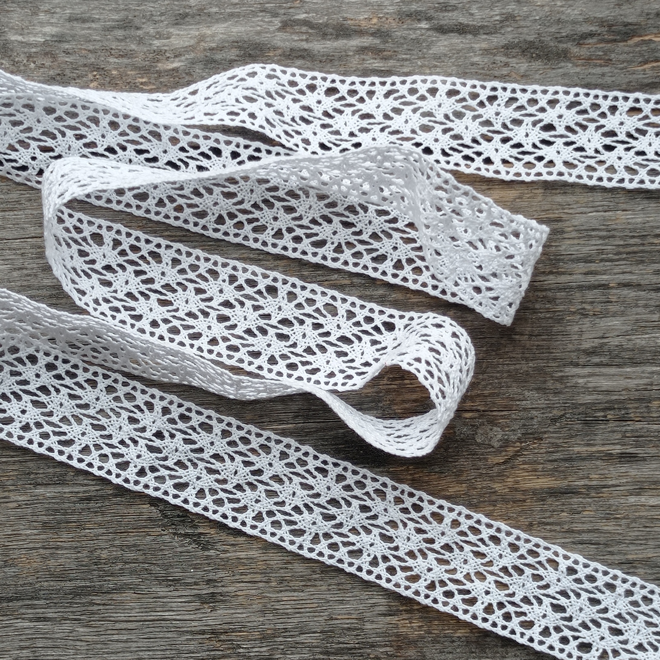 Кружево вязаное 3см цвет белый (027213)