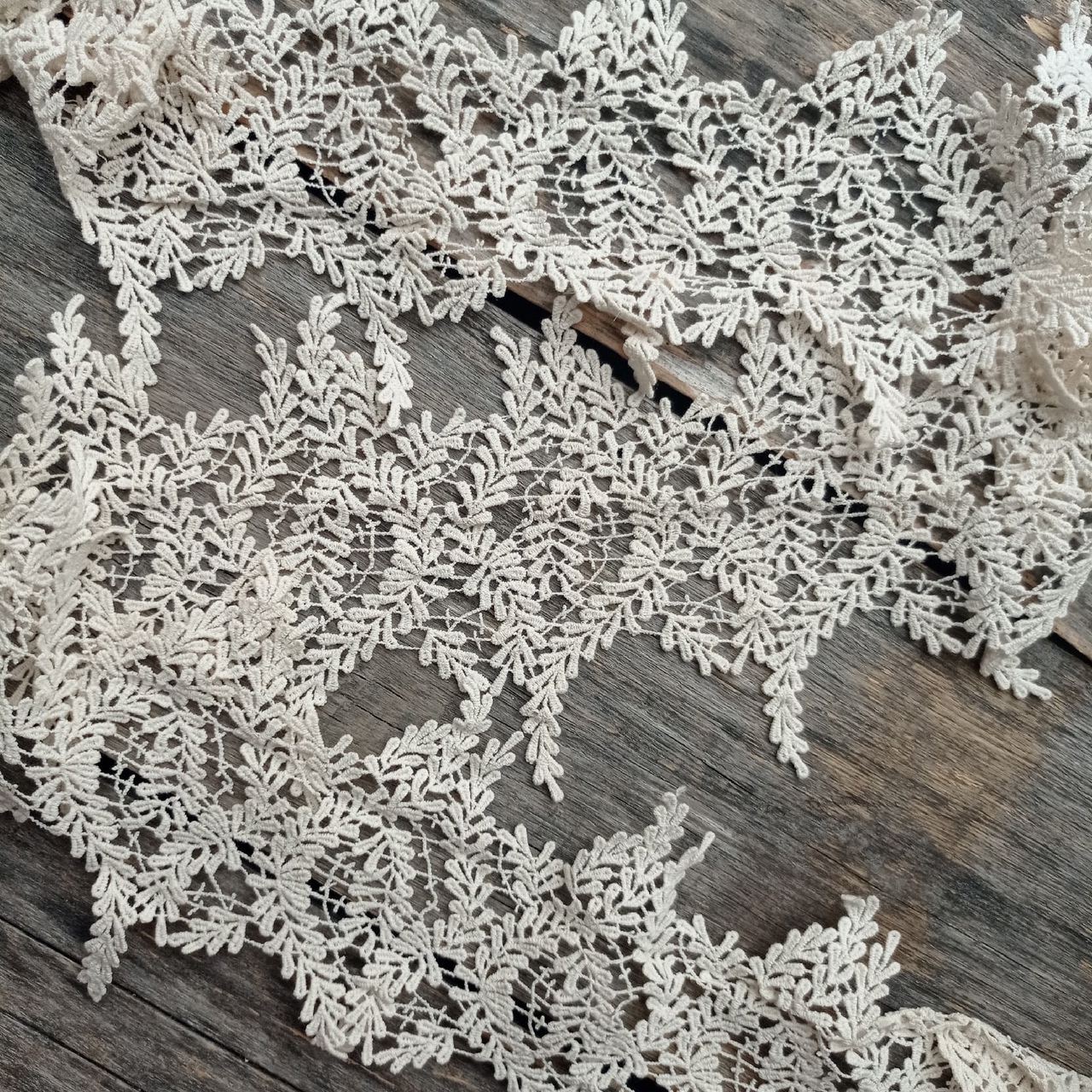 Кружево 13 см "Переплетение из веточек" цвет Кремовый