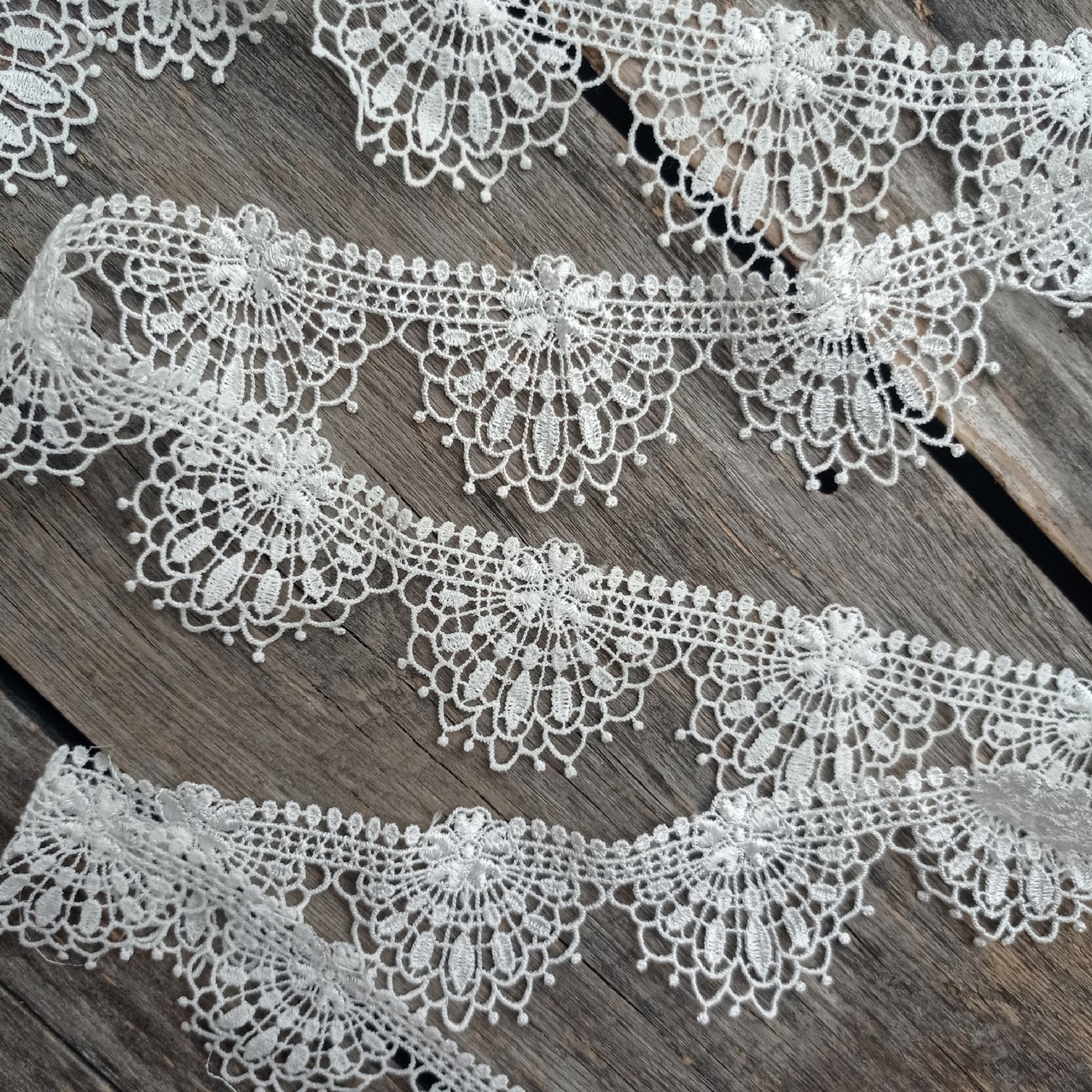 Кружево гипюрное 4,5 см "Хвост павлина" цвет белый
