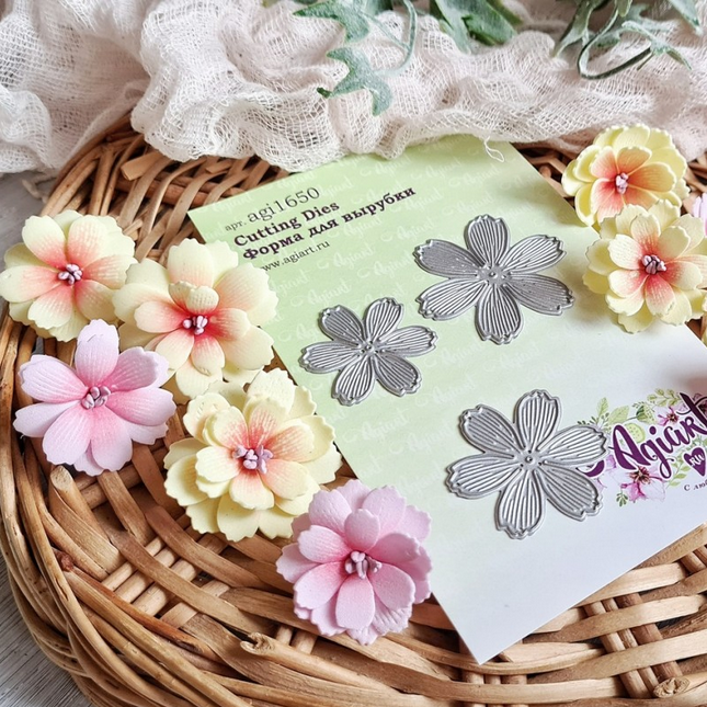 Нож для вырубки Agiart "Космея"