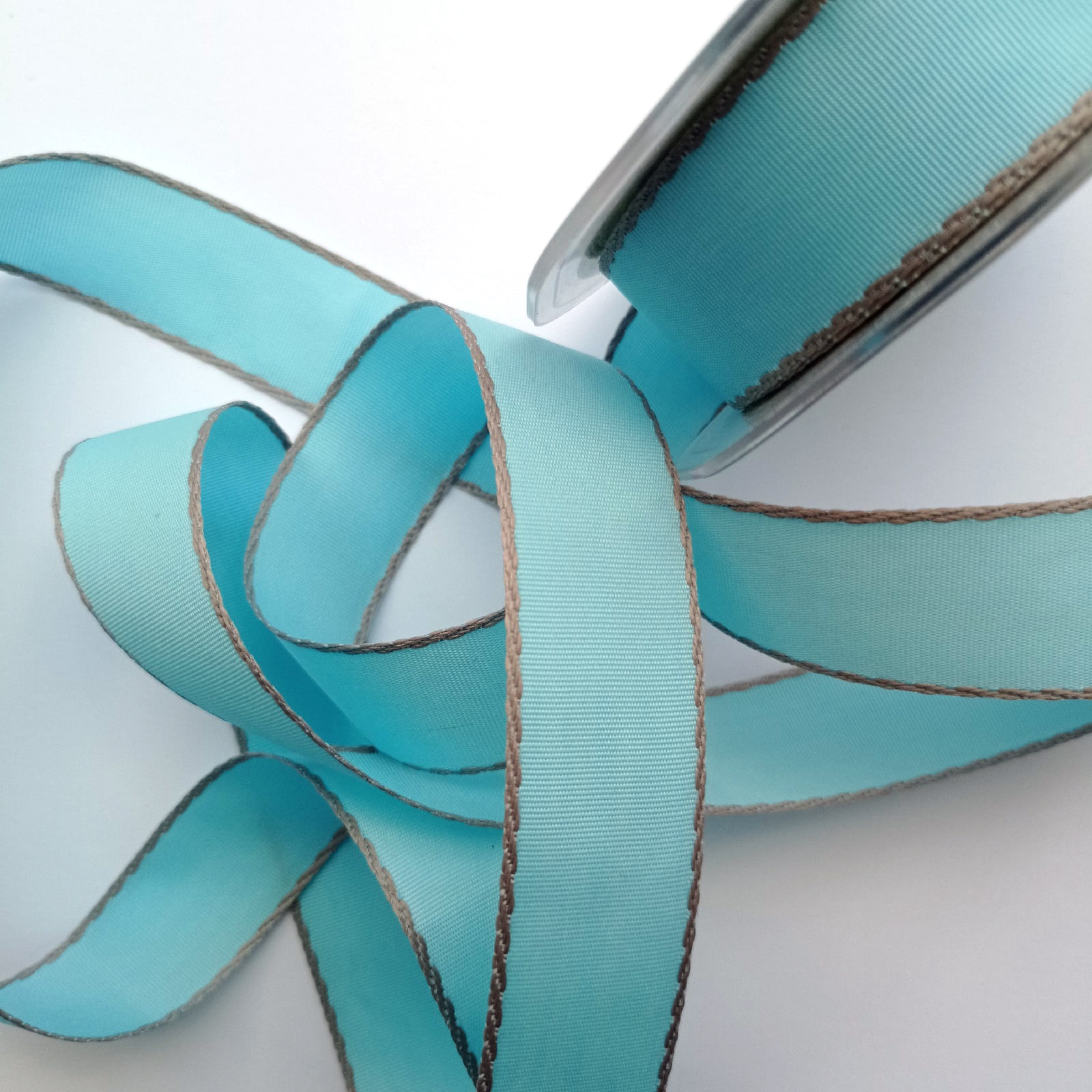 Лента 25мм Голубая с серым краем