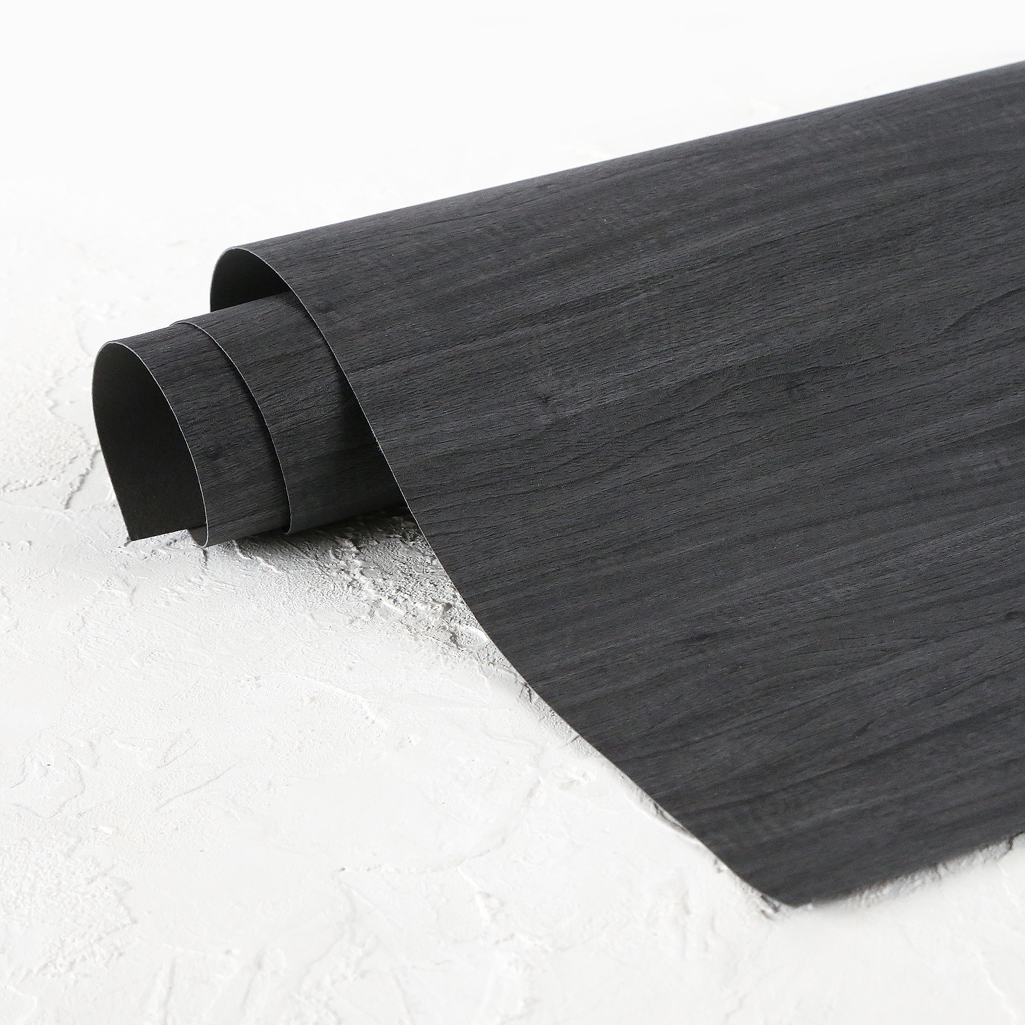 Кожзам переплётный "Под дерево" 33 х 70 см Антрацит