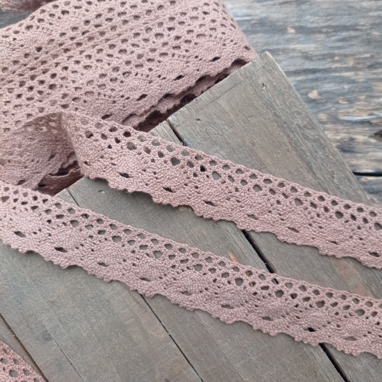 Кружево вязаное 2,5см "Мамино платье" Капучино