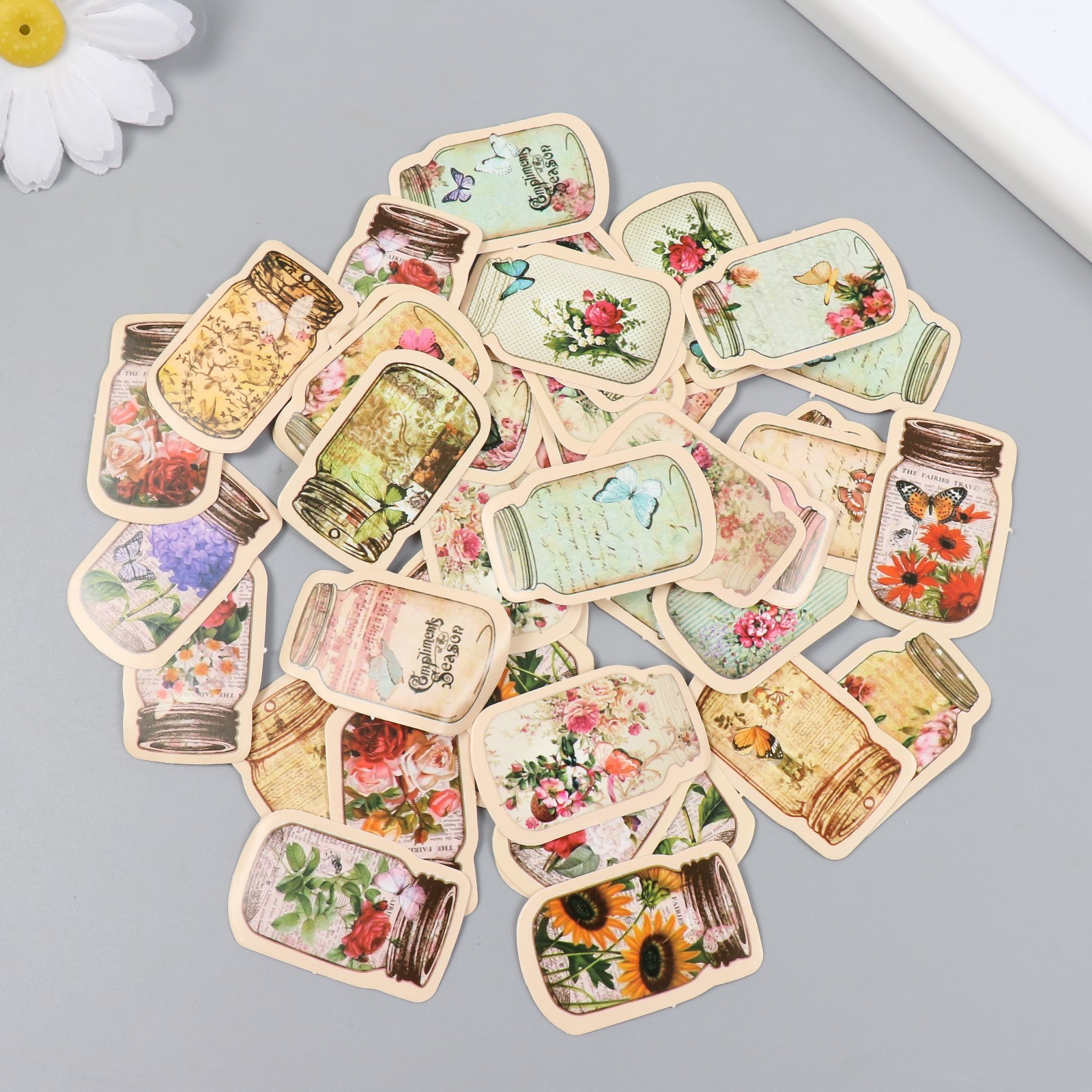 Наклейки в коробочке "Баночки с воспоминаниями"