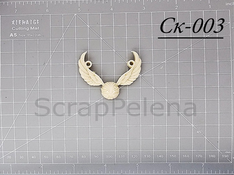 Пластиковая фигурка "Снитч"