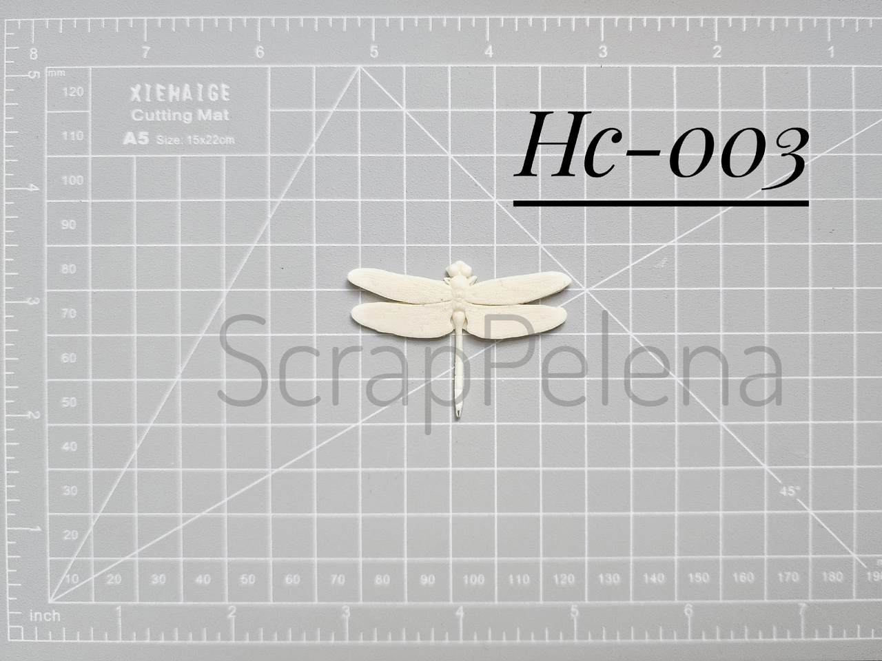 Пластиковая фигурка "Стрекоза"