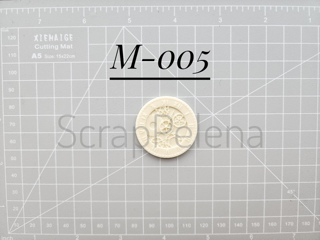 Пластиковая фигурка "Циферблат часов"