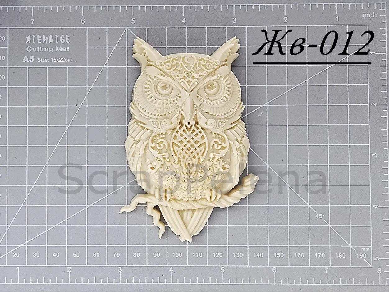 Пластиковая фигурка "Сова-2"