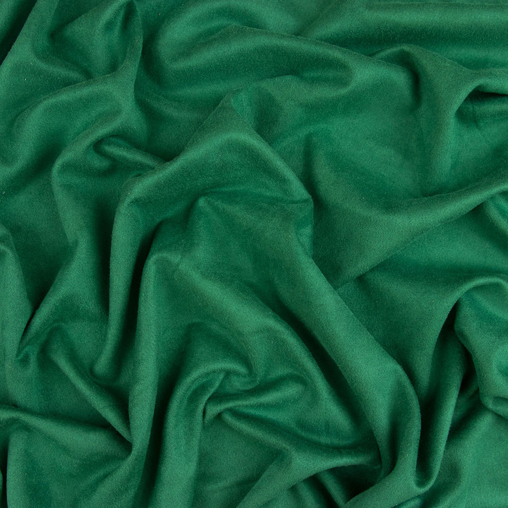 Замша искусственная двусторонняя 32 х 72 см Изумруд