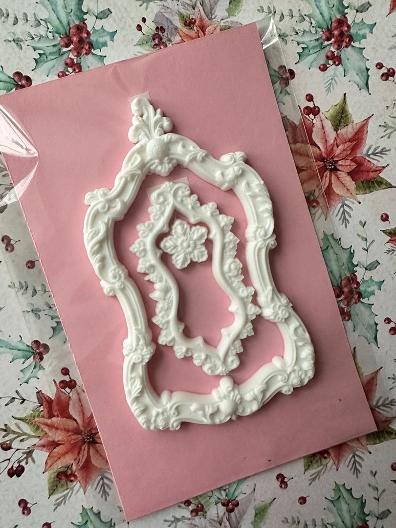 Пластиковый декор "Рамки-зеркала с цветком"