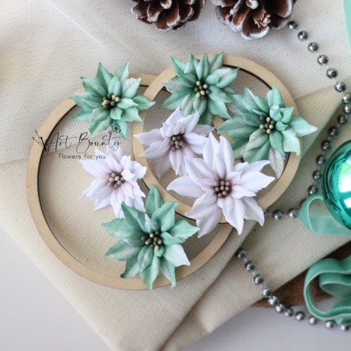 Набор тканевых цветов ArtBounty "Под омелой"