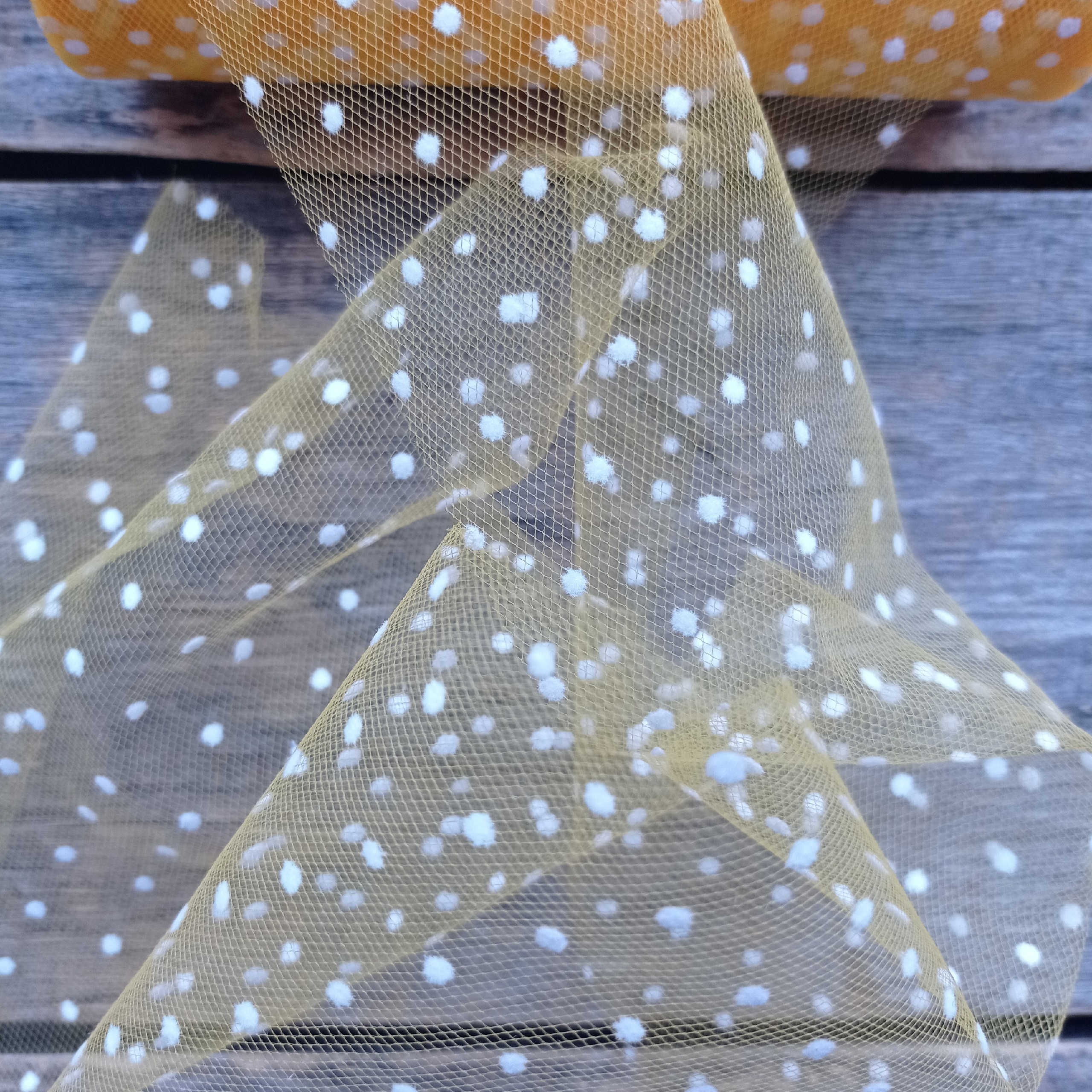 Фатин 15см в горошек Желток