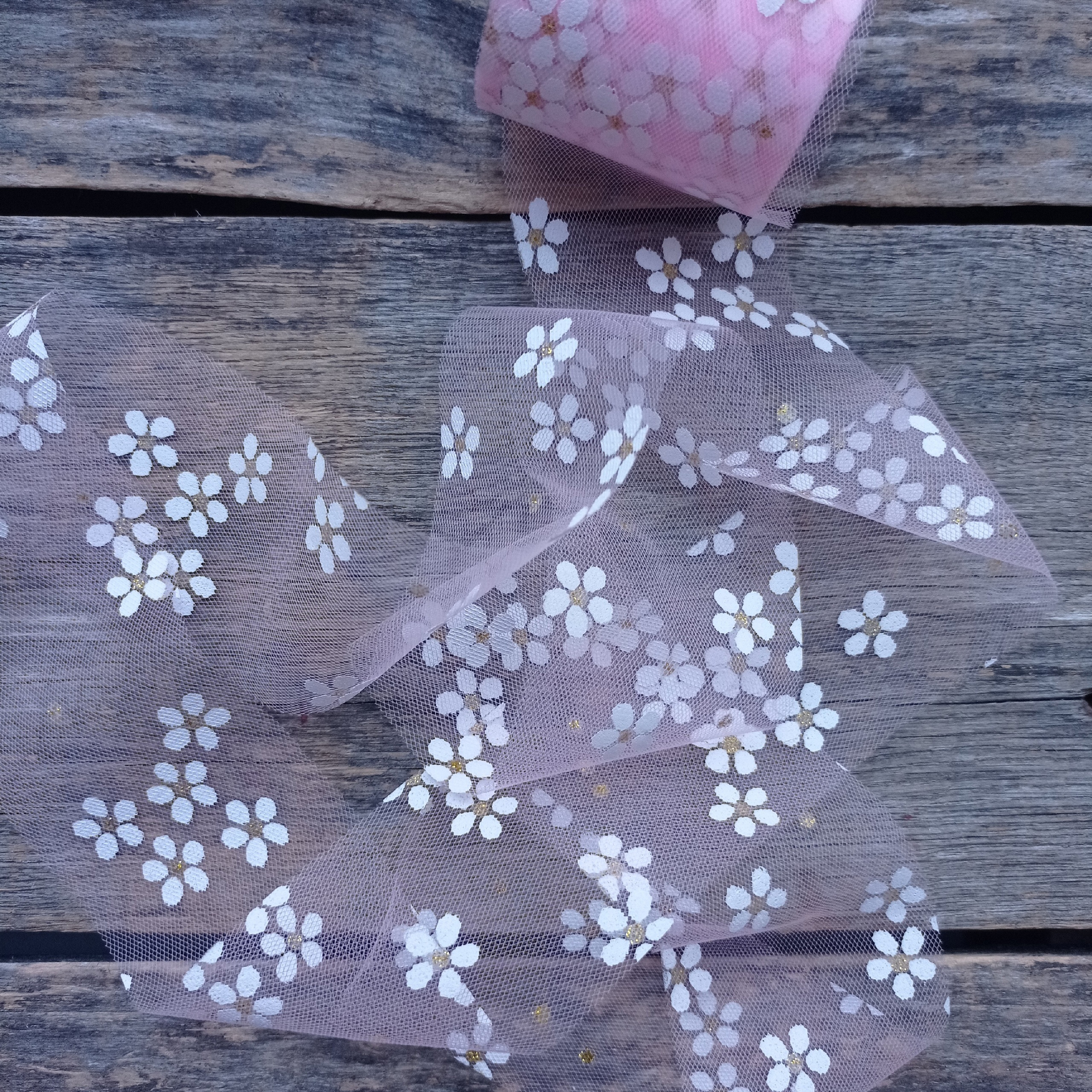 Фатин 5,5 см Ромашки на розовом