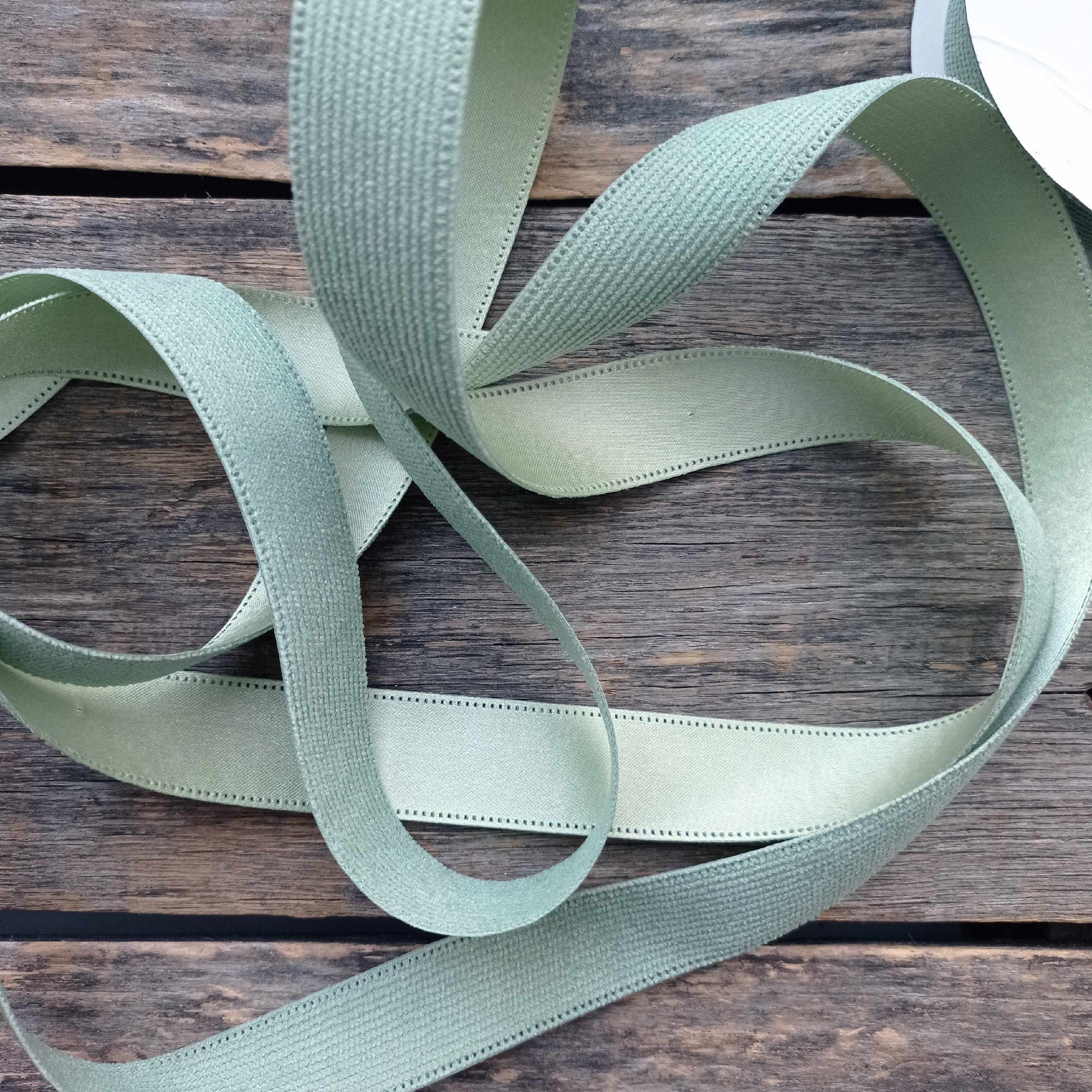 Лента вельвет/атлас 25 мм Мятный леденец