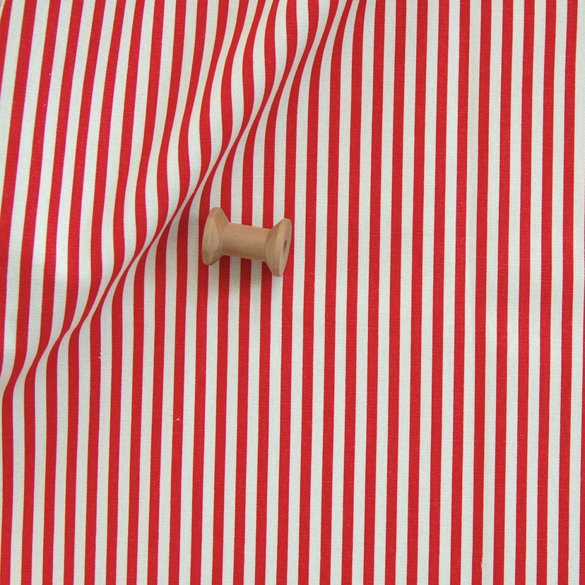 Отрез ткани плотный хлопок 75 х 50 см Красная полоска