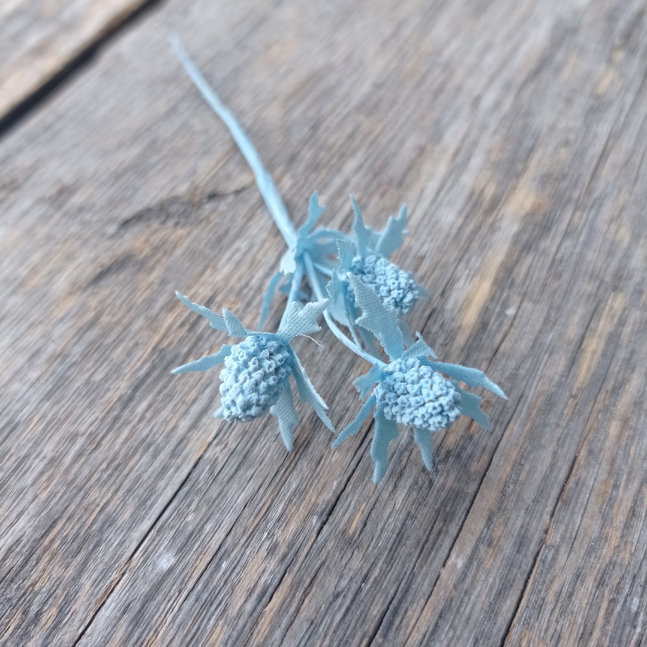 Веточка "Чертополох" Голубой 3 соцветия с чашелестиками (средний)