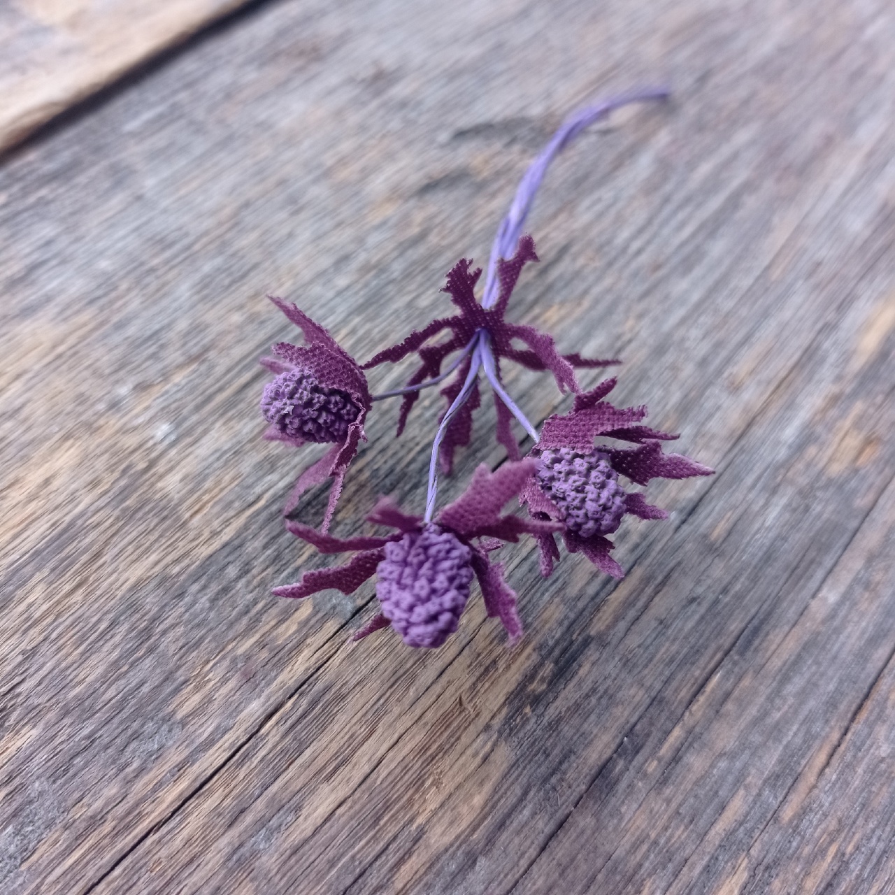 Веточка "Чертополох" Тёмно-фиолетовый 3 соцветия с чашелестиками (средний)