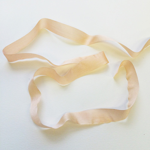 Лента шёлковая 13 мм. Цвет персиковый