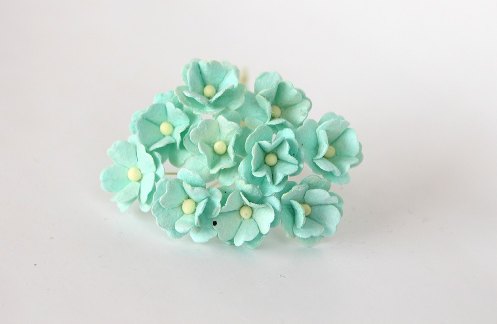 Букет "Цветы вишни 1,5 см" 10 шт Мятный