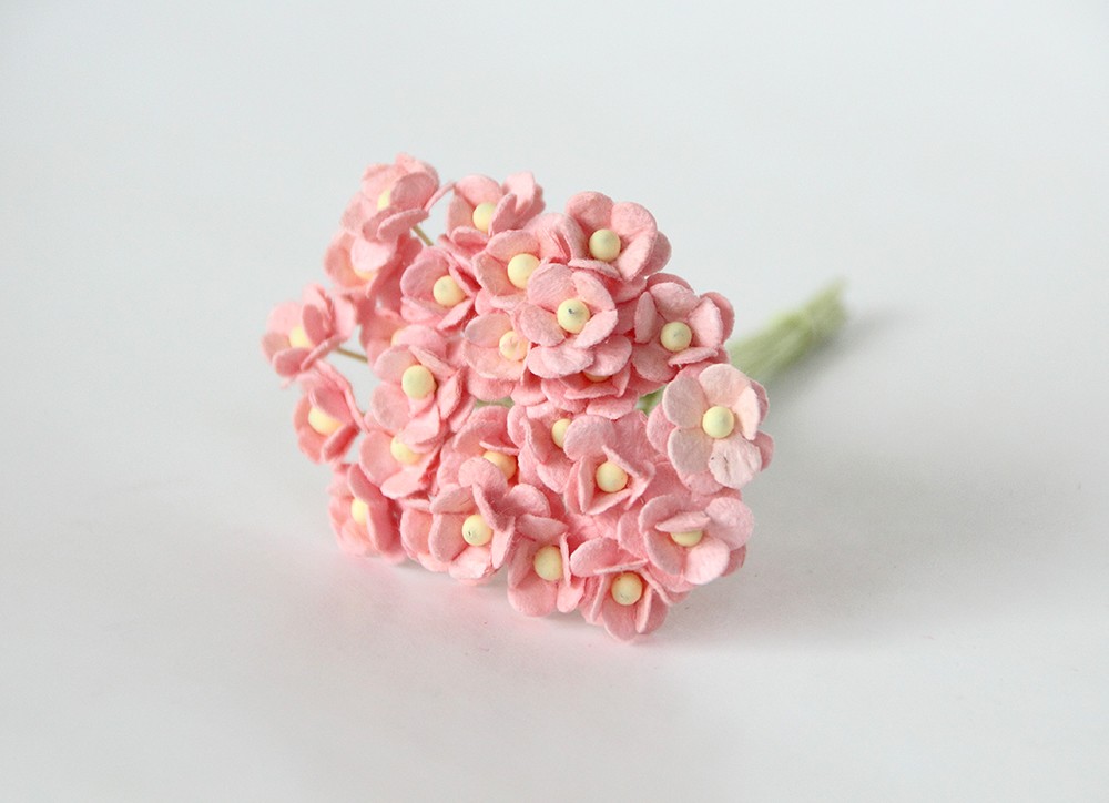 Букет "Цветы вишни 1 см" 25 шт Персиково- розовый