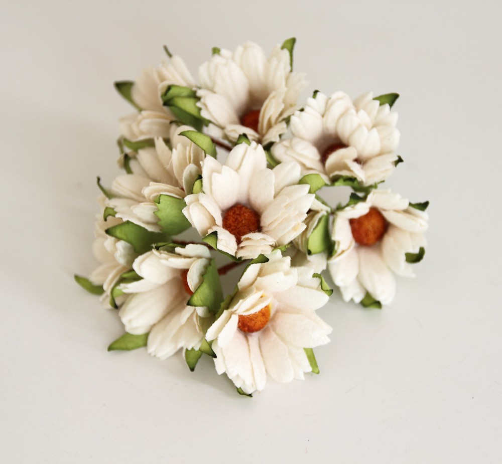 Букет ромашек 4 см, цвет белый